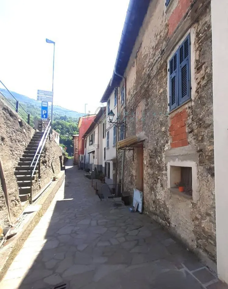 Rustico/Casale in vendita a Pornassio - foto 2