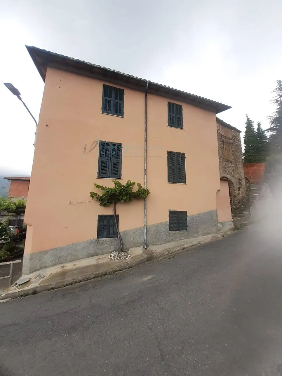 Rustico/Casale in vendita a Borghetto d'Arroscia - foto 2