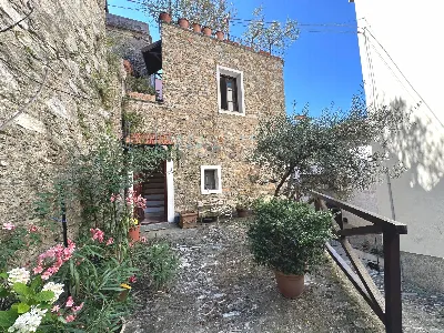 Rustico/Casale in vendita a Castelvecchio ... - foto 7