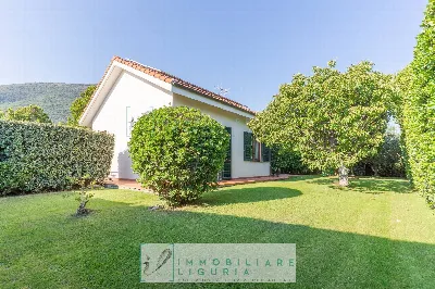Villa in vendita a Cisano sul Neva - foto 9