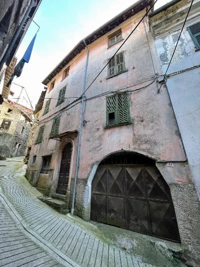 Rustico/Casale a Pornassio