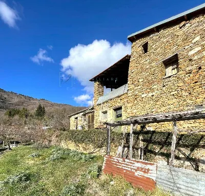 Rustico/Casale in vendita a Pieve di Teco - foto 1