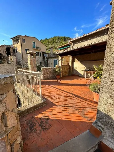 Rustico/Casale in vendita a Erli - foto 3