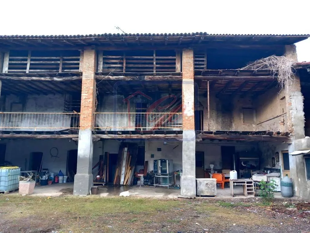 Rustico/Casale in vendita a Boltiere - foto 3