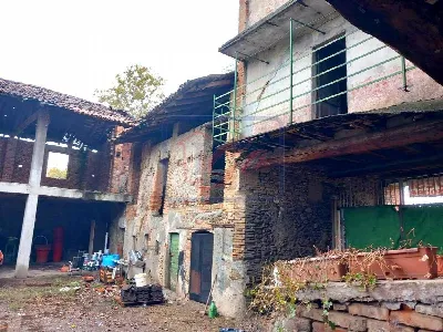 Rustico/Casale in vendita a Boltiere - foto 4
