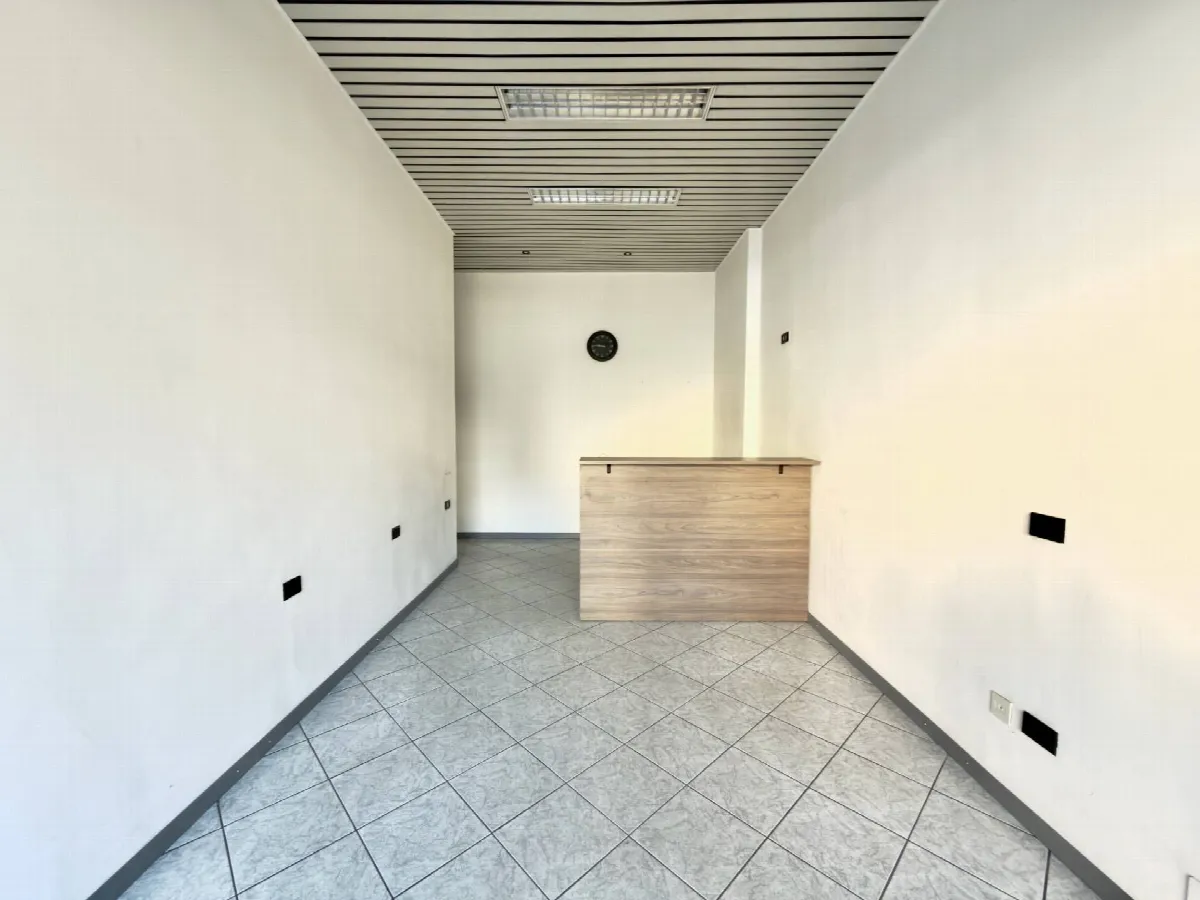Ufficio in vendita a Varese, Centro, Biumo Inferiore, Biumo Superiore - foto 3