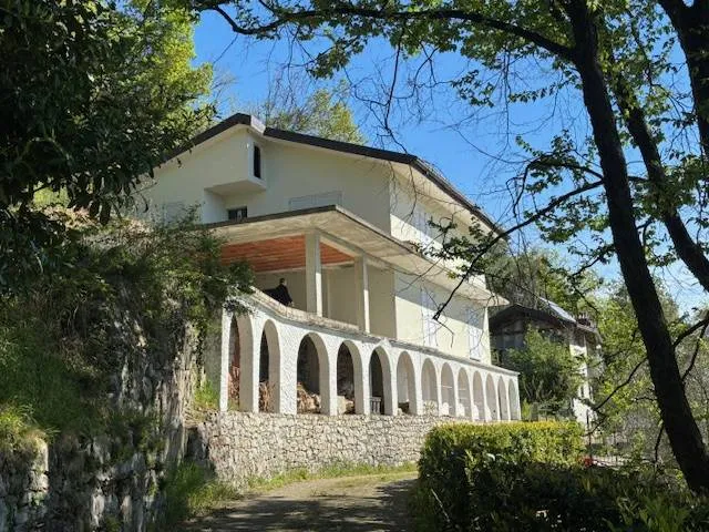 Villa in vendita ad Arcisate - foto 2