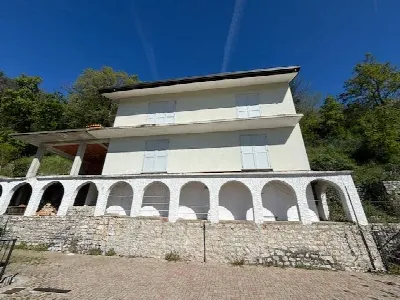Villa in vendita a Arcisate - foto 5