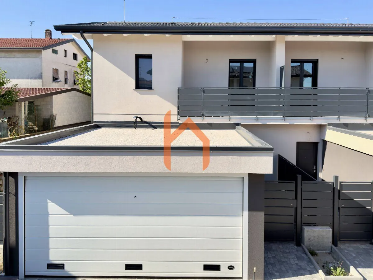 Villa in vendita a Castronno - foto 4