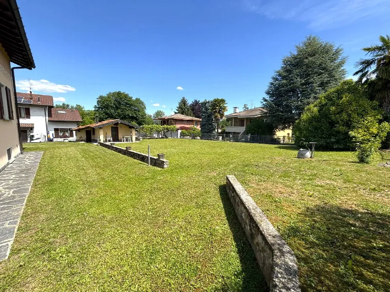 Villa in vendita a Buguggiate - foto 6