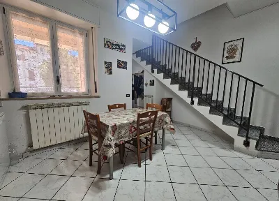 Casa Indipendente in vendita a Malnate - foto 9