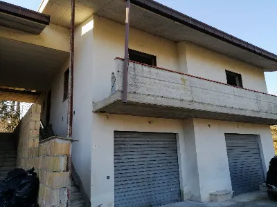 Casa Indipendente in vendita a Basciano - foto 2