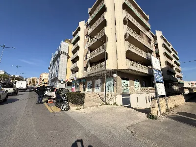 Ufficio in vendita a Siracusa, Tica, Zecch... - foto 1