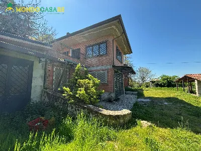 Villa in vendita a Fara in Sabina - foto 1