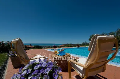 Villa in vendita a Massarosa - foto 1