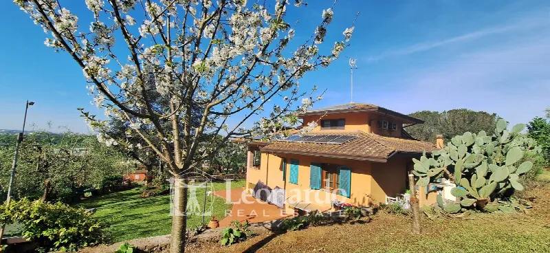 Villa in vendita a Massarosa - foto 1
