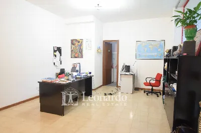 Ufficio in vendita a Viareggio - foto 1