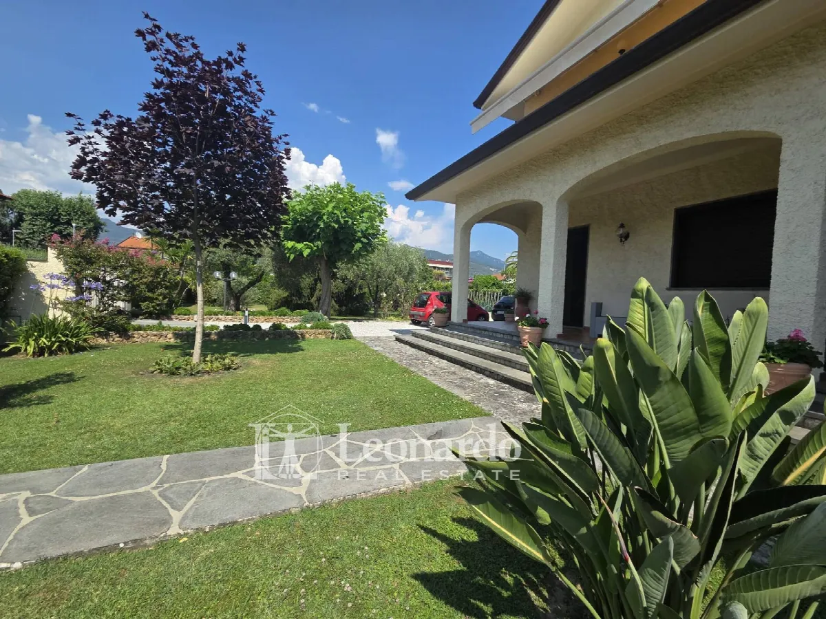 Villa in vendita a Forte dei Marmi - foto 2