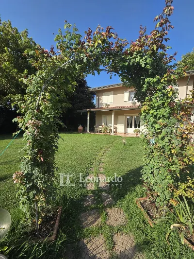 Villa in vendita a Viareggio - foto 3