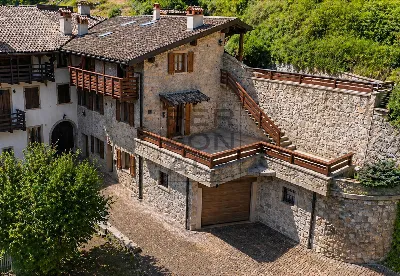 Casa Indipendente in vendita a Cavedine - foto 1