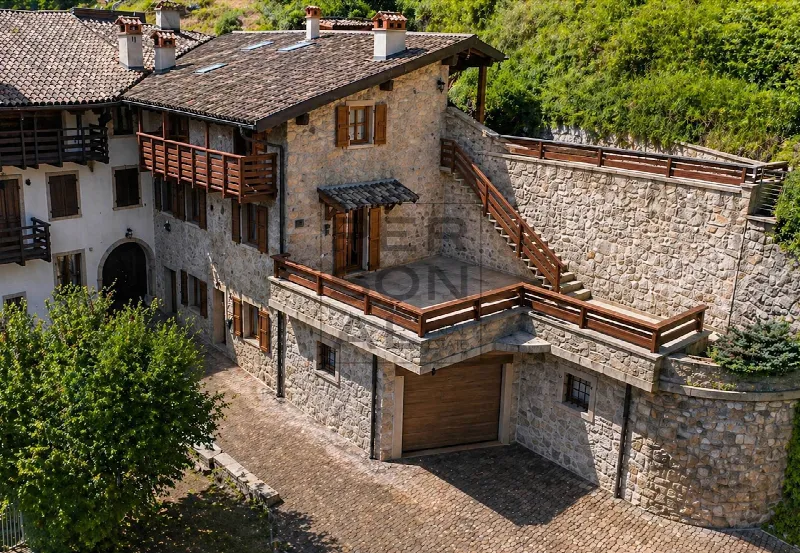 Casa Indipendente in vendita a Cavedine - foto 1