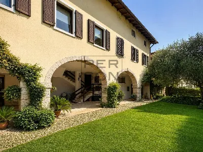 Villa in vendita a Riva del Garda - foto 1