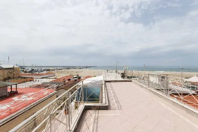 Villa in vendita a Viareggio - foto 1
