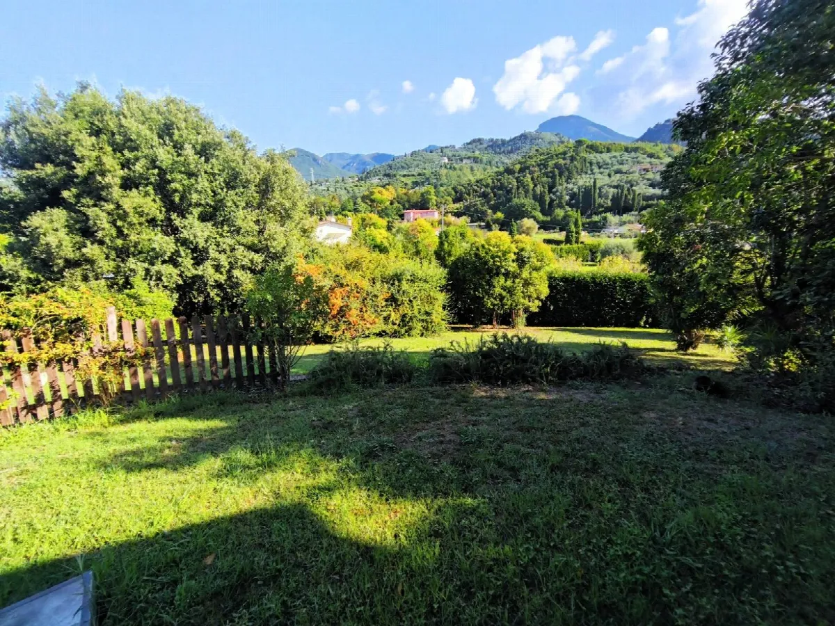 Rustico/Casale in vendita a Camaiore - foto 2