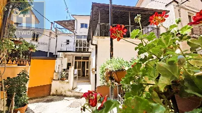 Casa Indipendente in vendita a Sant'Elia F... - foto 1
