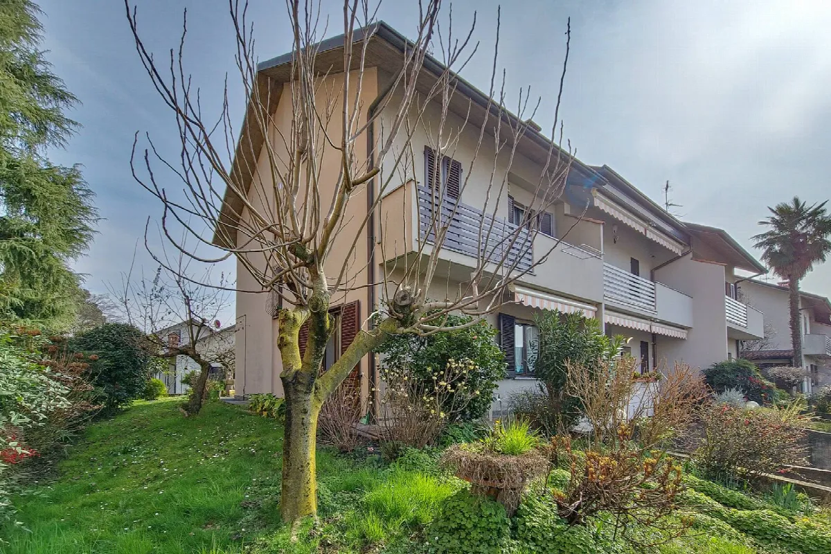Casa Indipendente in vendita a Bernareggio - foto 2
