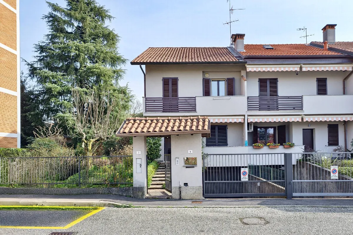 Casa Indipendente in vendita a Bernareggio - foto 3