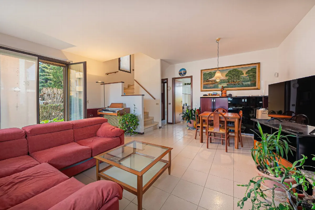 Casa Indipendente in vendita a Bernareggio - foto 5