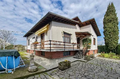 Villa in vendita a Bernareggio - foto 2