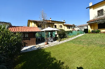 Casa Indipendente in vendita a Usmate Vela... - foto 2