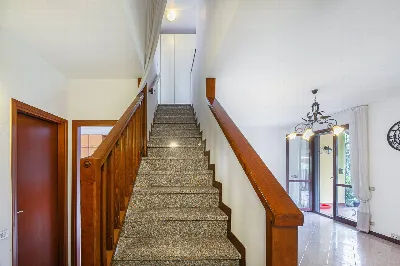 Casa Indipendente in vendita a Usmate Vela... - foto 9