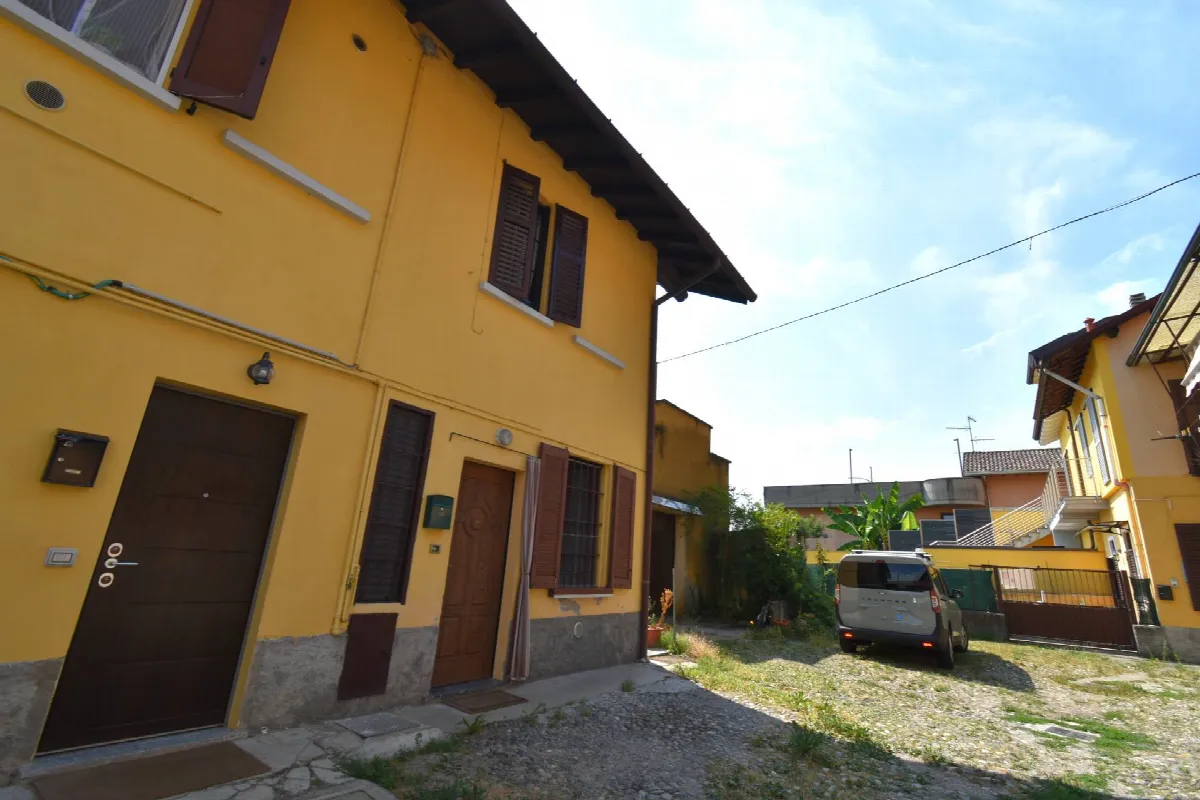 Casa Indipendente in vendita a Bernareggio - foto 2