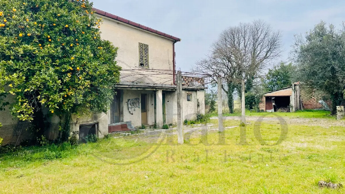 Rustico/Casale in vendita a Roccasecca - foto 2