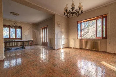Villa in vendita a Cassino - foto 1