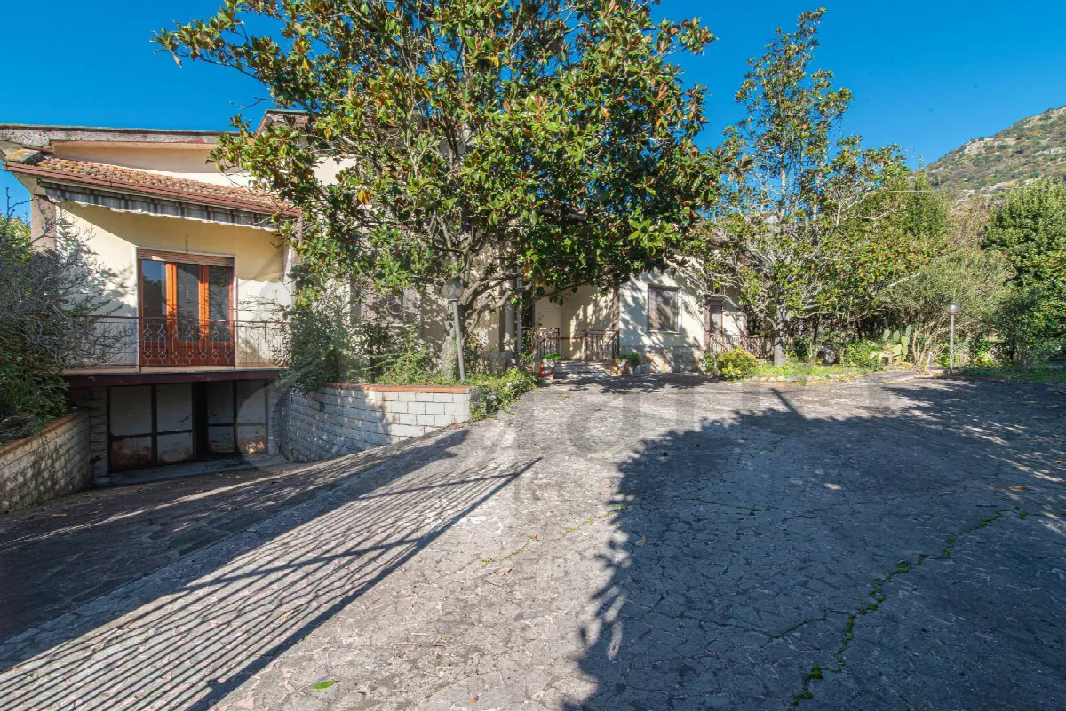 Villa in vendita a Cassino - foto 3