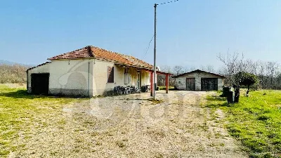 Rustico/Casale in vendita a Colfelice - foto 2