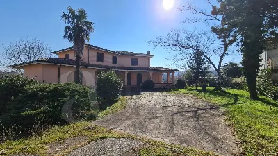 Villa in vendita a Monte San Giovanni Camp... - foto 3