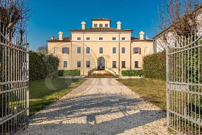 Rustico/Casale in vendita a Gonzaga - foto 1