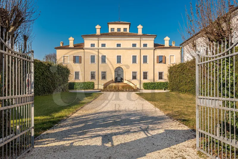 Rustico/Casale in vendita a Gonzaga - foto 1