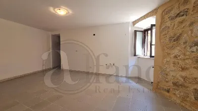 Rustico/Casale in vendita a Prossedi - foto 2