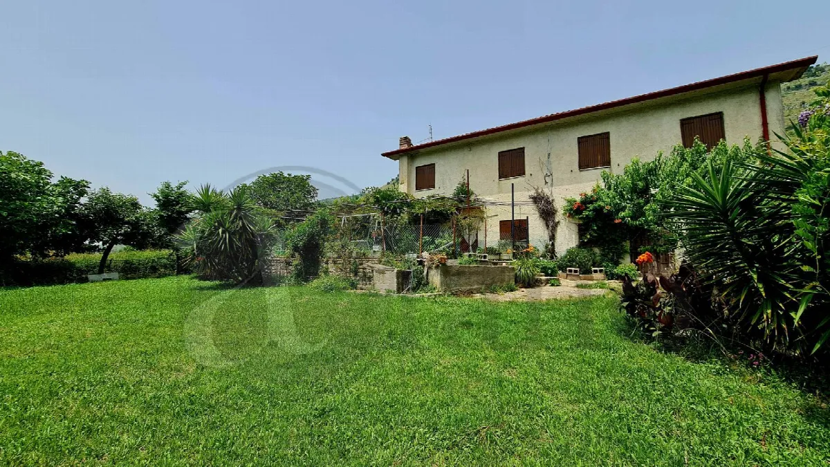 Rustico/Casale in vendita a Prossedi - foto 3
