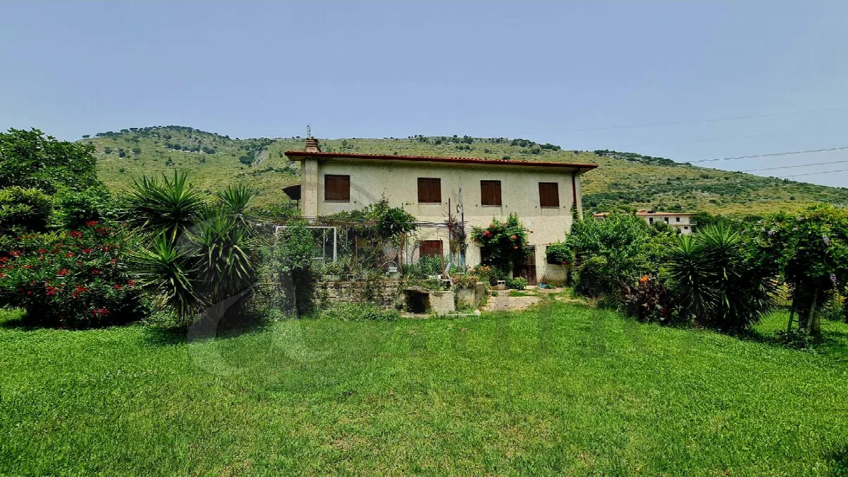 Rustico/Casale in vendita a Prossedi - foto 4