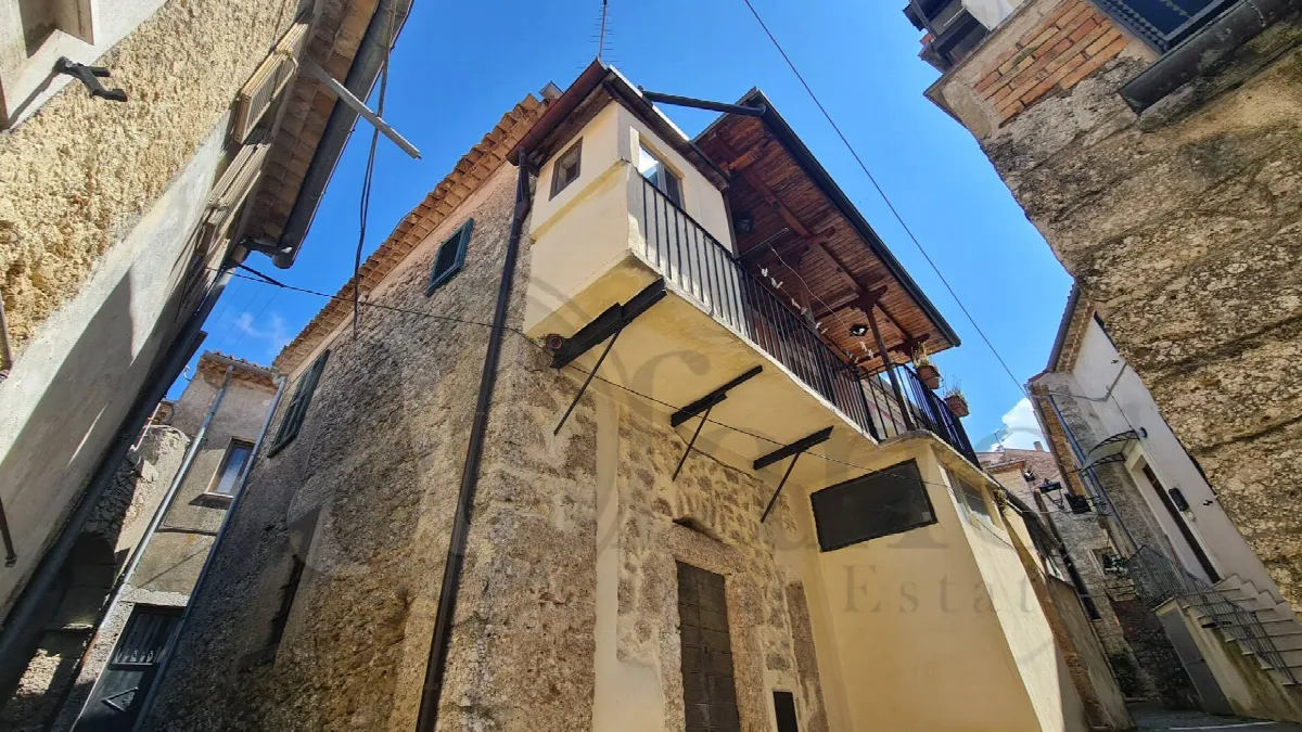 Rustico/Casale in vendita a Santopadre - foto 2