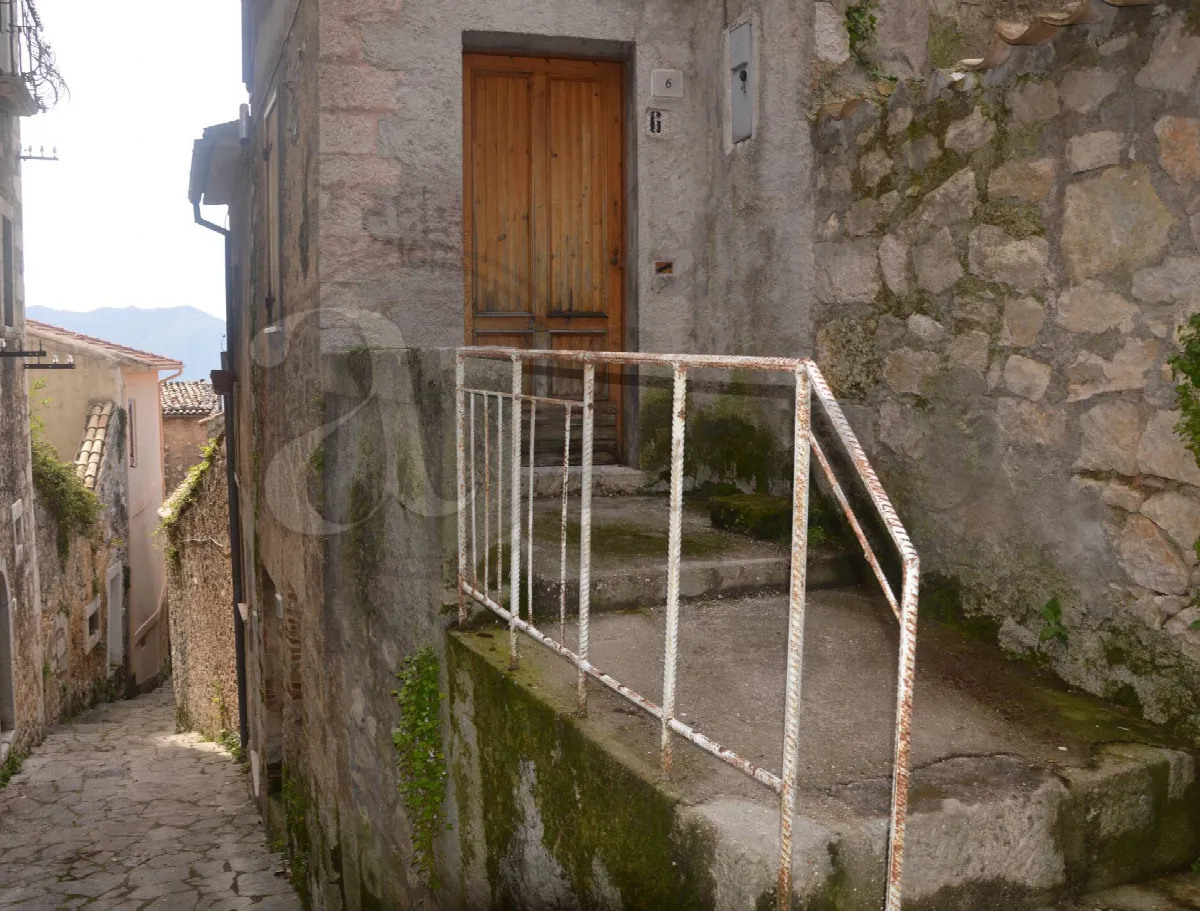 Rustico/Casale in vendita a Settefrati - foto 2
