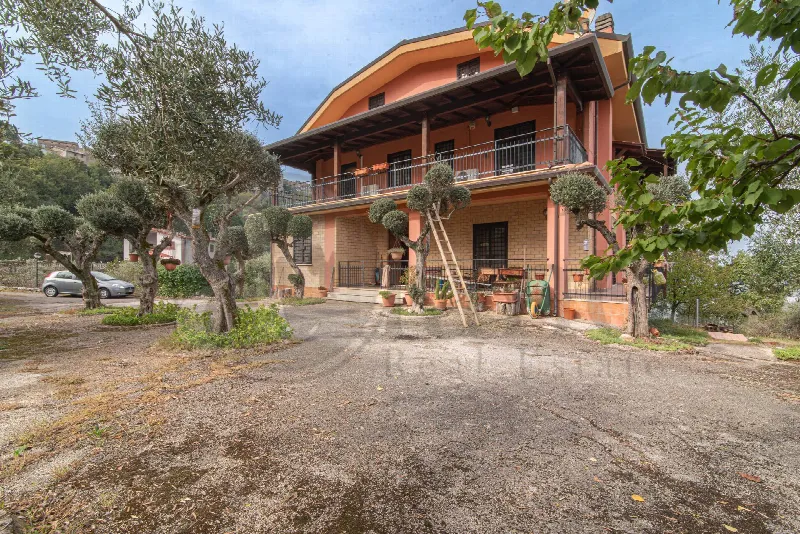 Villa in vendita a Falvaterra - foto 1