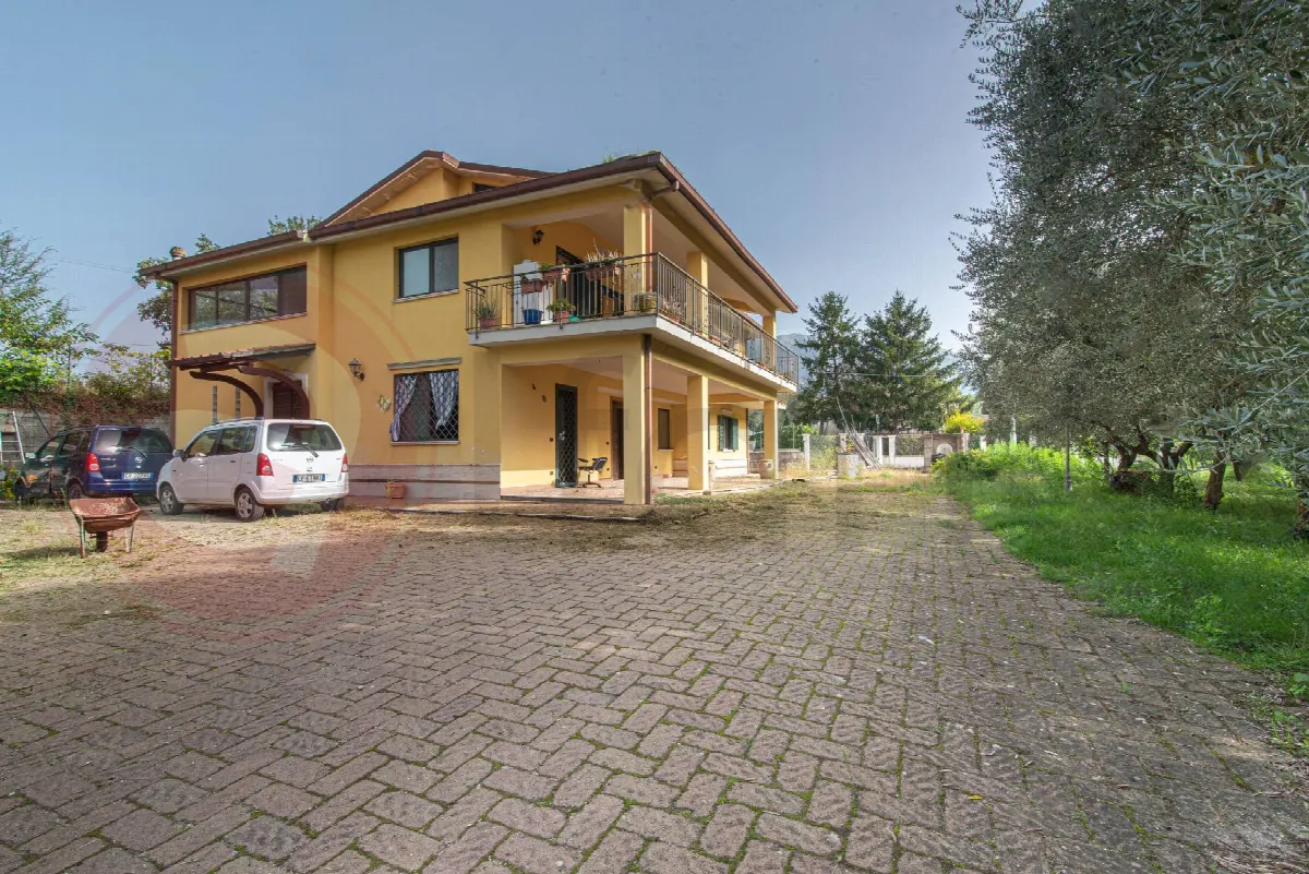 Villa in vendita a Cervaro - foto 3